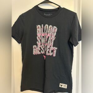 Under Armour t-shirt